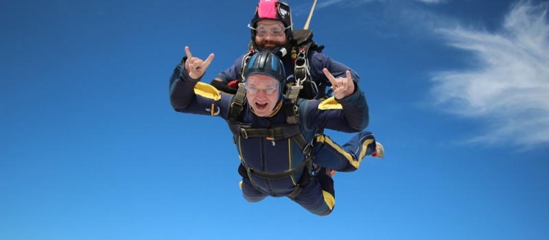 Pixel Pixel MD Jonathan Rawlins tandem skydiving